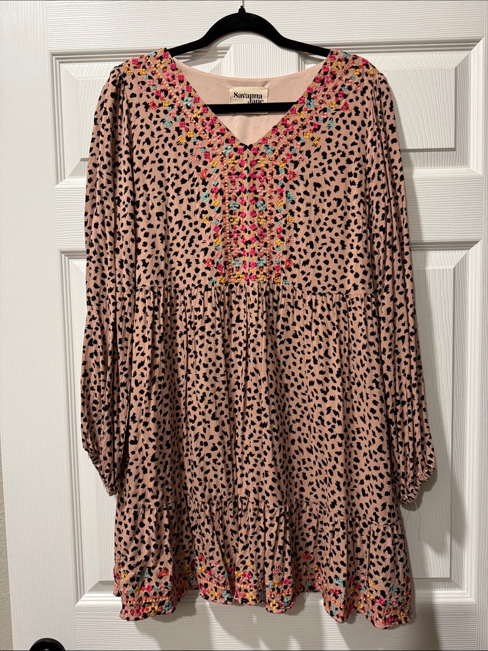 Savanna Jane Women’s Pink Embroidered V-Neck Dress